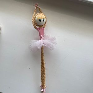 Rope ballerina for hair clips